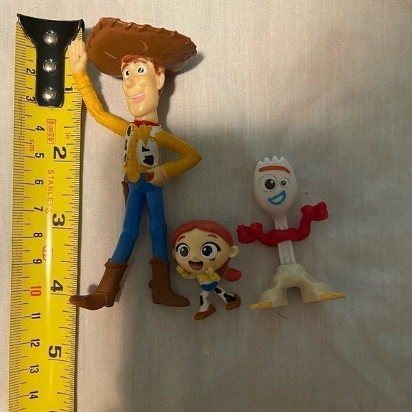Disney Pixar Toy Story Sherif Woody, Forky, Jessie Figures GUC - Picture 2 of 3